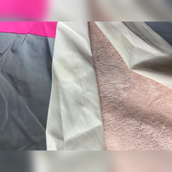 Pants - Picture 11 of 16